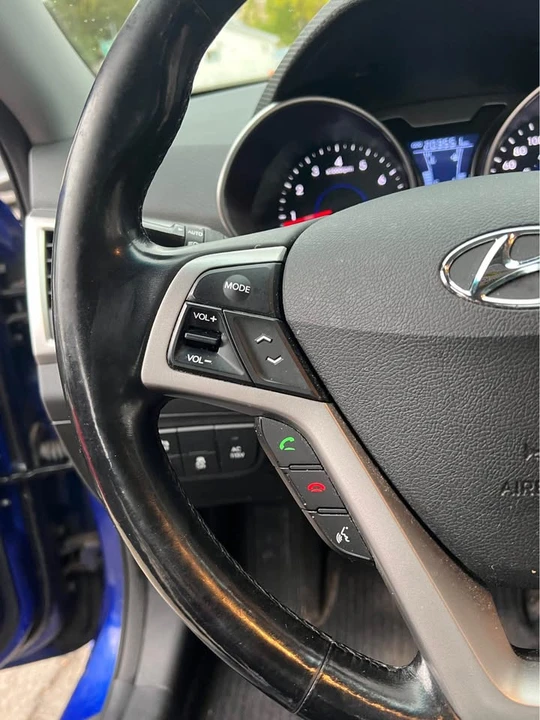 2014 Hyundai Veloster - Image 11 of 19