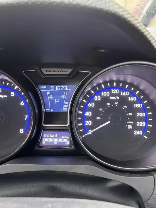 2014 Hyundai Veloster - Image 7 of 14