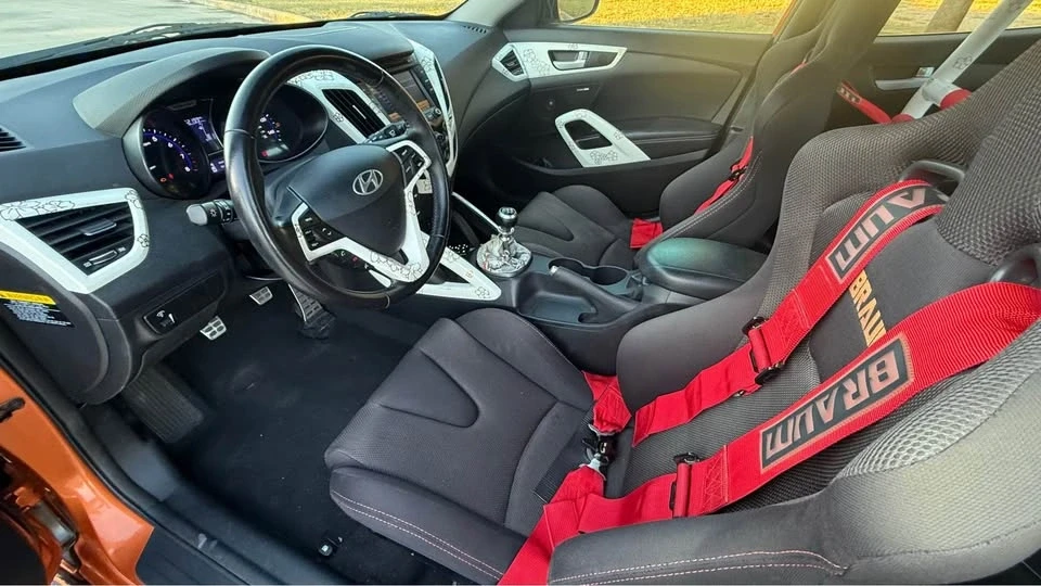 2014 Hyundai Veloster - Image 9 of 17