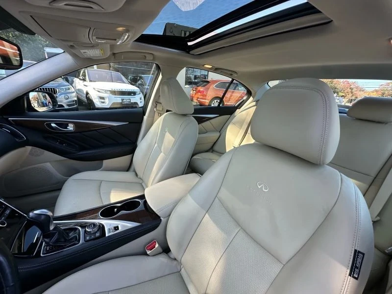 2014 Infiniti Q50 - Image 10 of 12