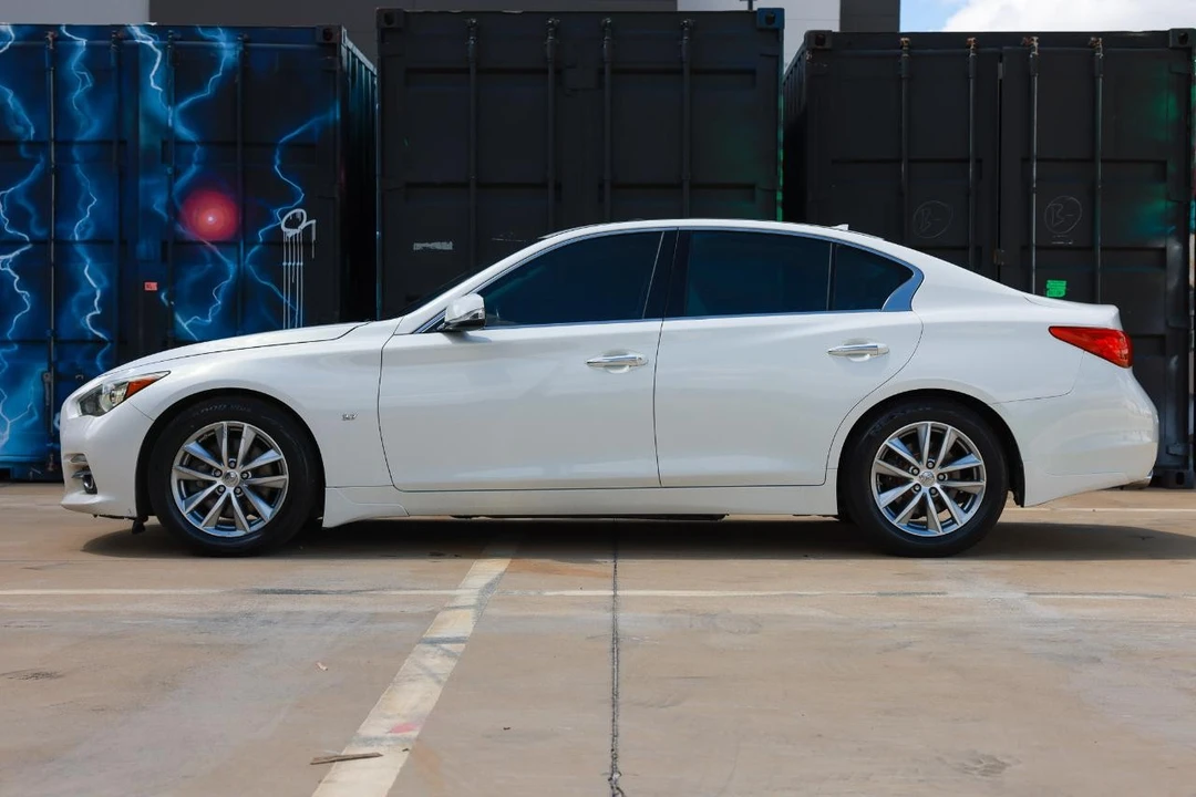 2014 Infiniti Q50 - Image 3 of 31