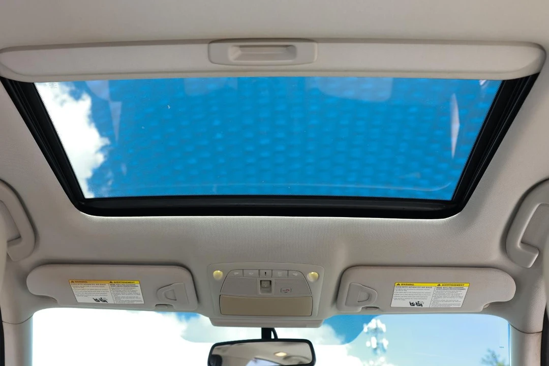 2014 Infiniti Q50 - Image 26 of 31