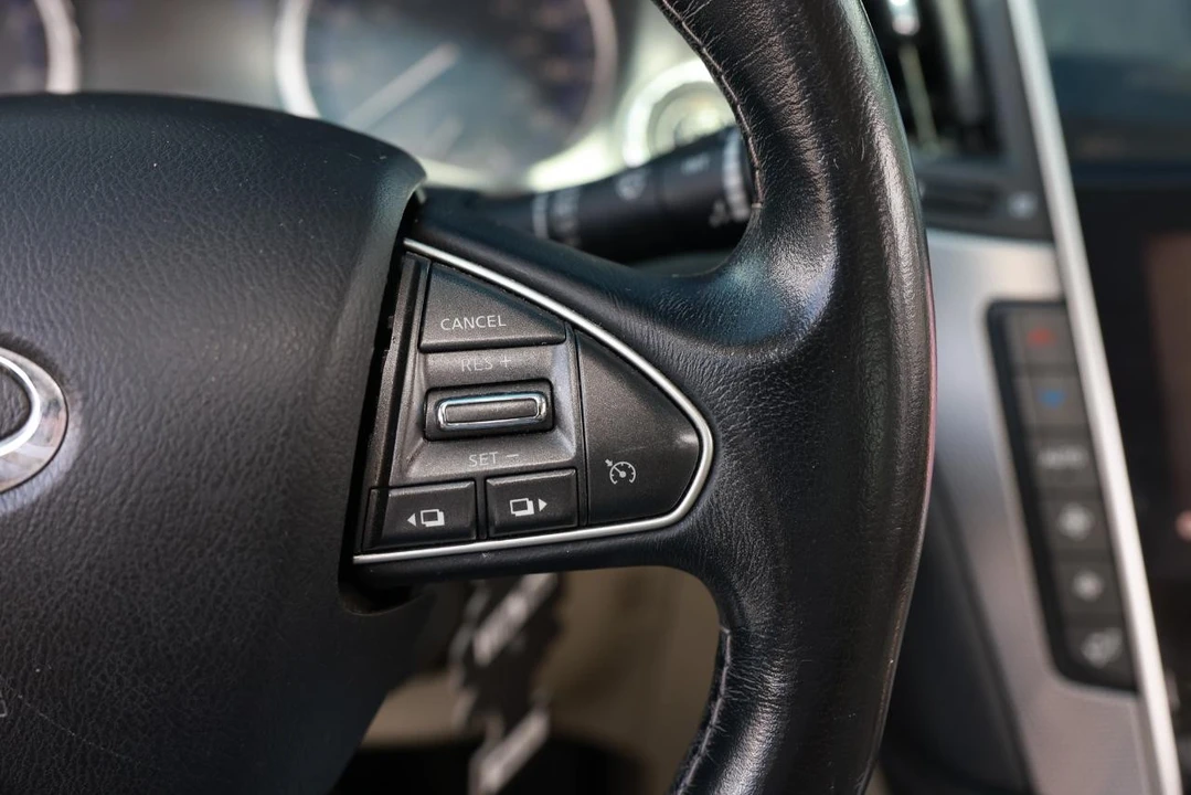 2014 Infiniti Q50 - Image 29 of 31