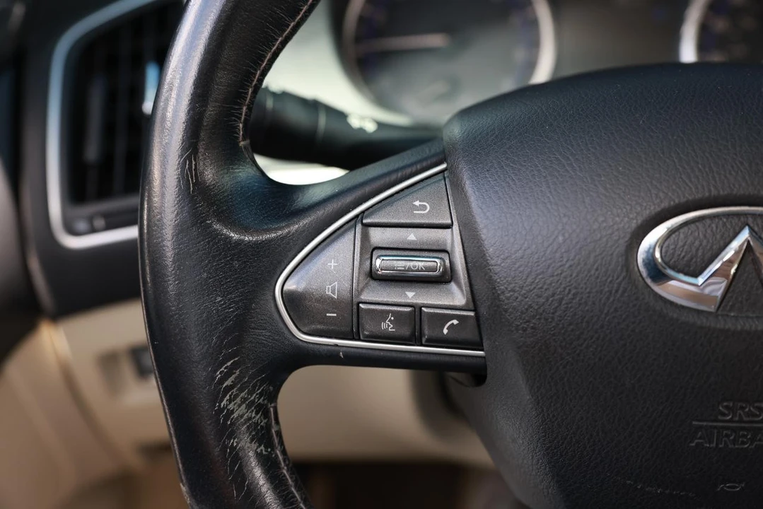 2014 Infiniti - Image 28 of 31