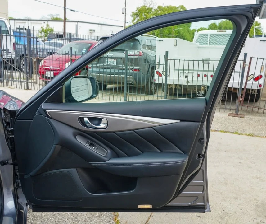 2014 Infiniti Q50 - Image 16 of 20