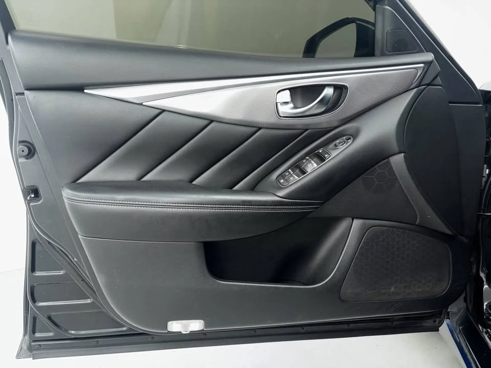 2014 Infiniti Q50 - Image 9 of 20