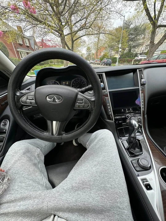 2014 Infiniti Q50 - Image 10 of 15