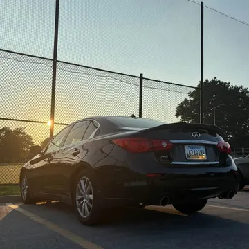 2014 Infiniti Q50 3.7 Premium Sedan 4D