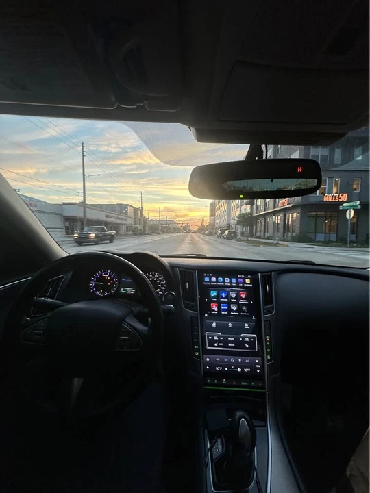 2014 Infiniti Q50 - Image 2 of 2
