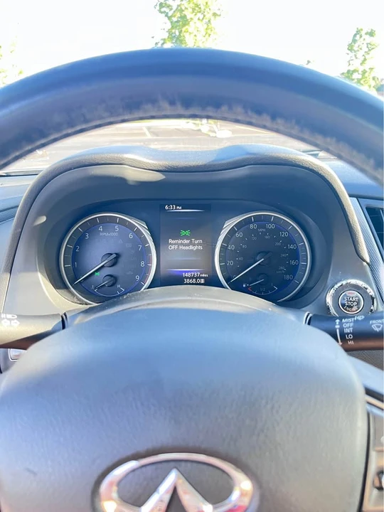 2014 Infiniti Q50 - Image 9 of 16