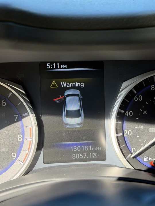 2014 Infiniti Q50 - Image 10 of 14
