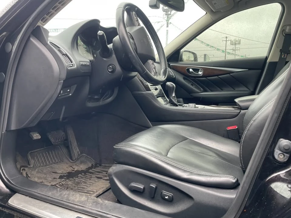 2014 Infiniti Q50 - Image 10 of 14