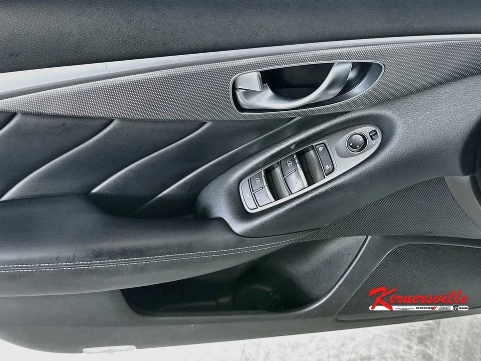 2014 Infiniti Q50 - Image 21 of 24