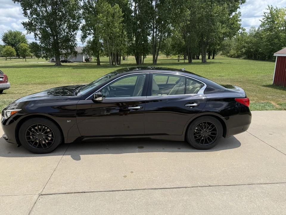 2014 Infiniti Q50 - Image 2 of 22