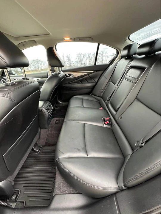 2014 Infiniti Q50 - Image 10 of 17