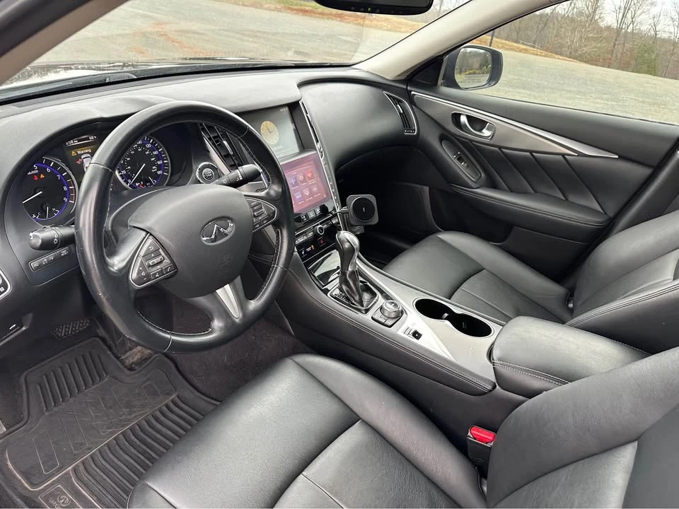 2014 Infiniti Q50 - Image 8 of 17