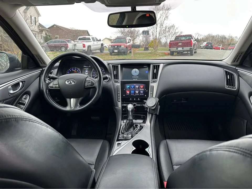 2014 Infiniti Q50 - Image 11 of 17