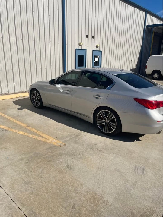 2014 Infiniti Q50 - Image 3 of 17