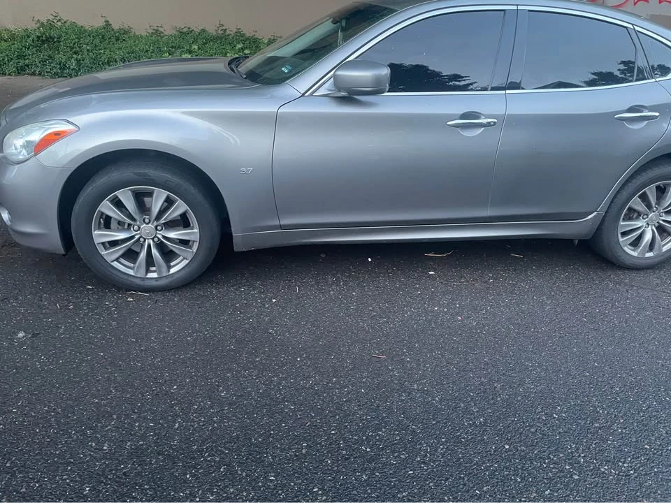 2014 Infiniti M/Q70 4th Gen - Image 10 of 10