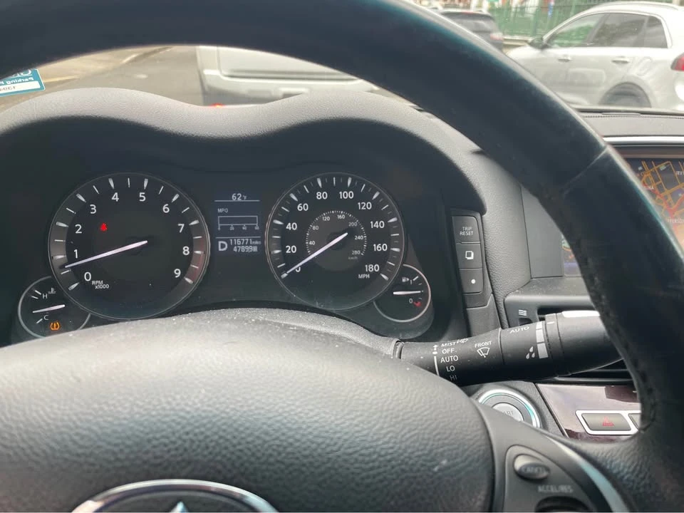 2014 Infiniti M/Q70 4th Gen - Image 2 of 10