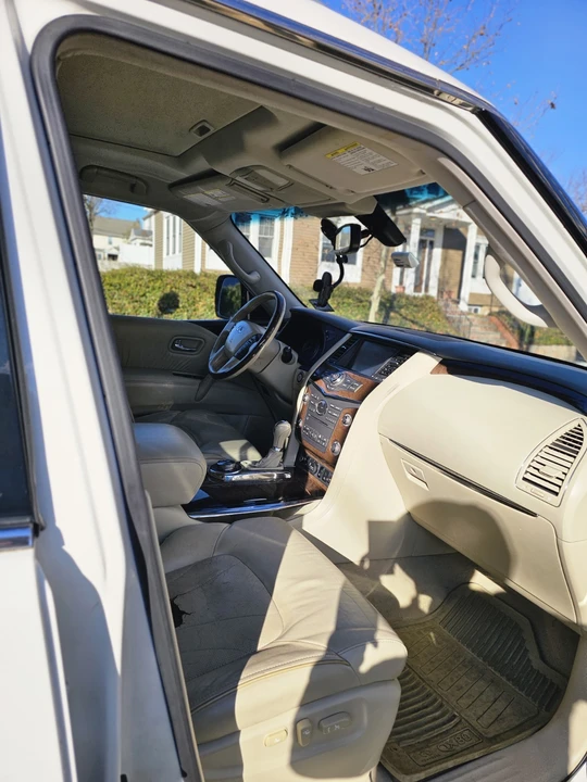 2014 Infiniti QX80 - Image 4 of 12