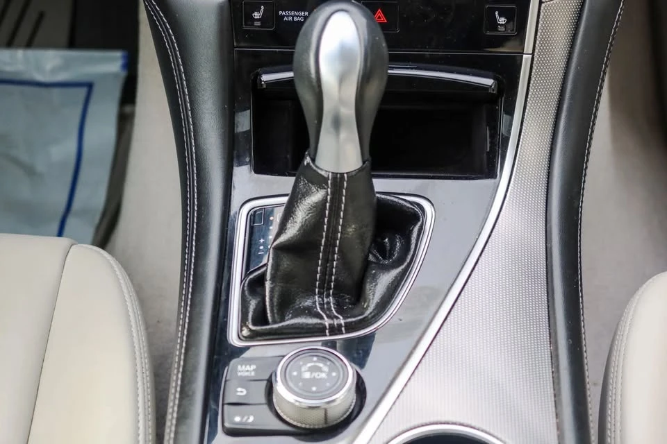 2014 Infiniti Q50 - Image 17 of 20