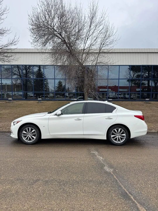 2014 Infiniti Q50 - Image 8 of 10