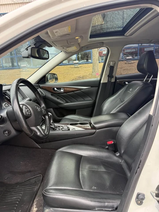 2014 Infiniti Q50 - Image 9 of 10