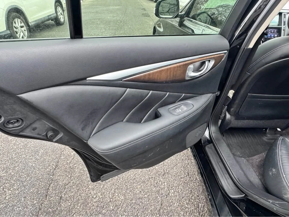 2014 Infiniti Q50 - Image 10 of 17