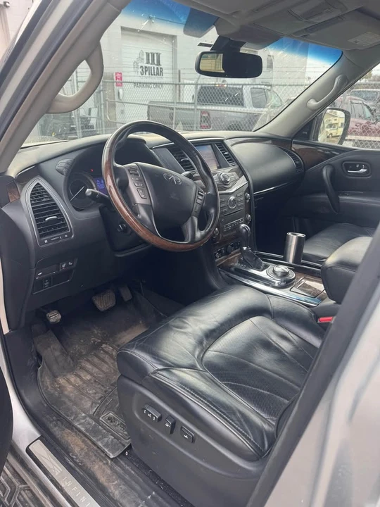 2014 Infiniti QX80 - Image 11 of 12