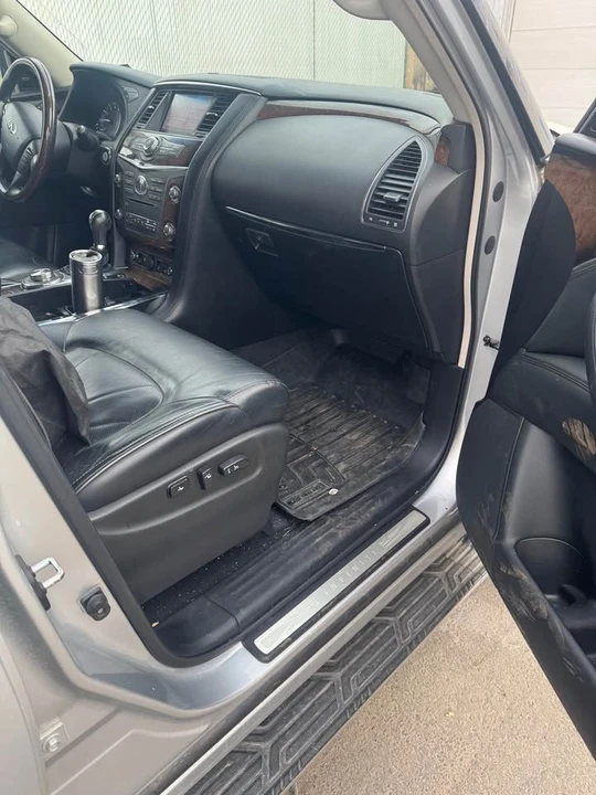 2014 Infiniti QX80 - Image 8 of 12