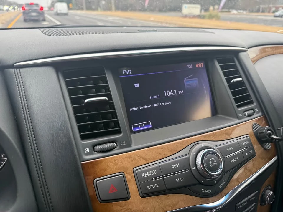 2014 Infiniti QX80 - Image 4 of 13