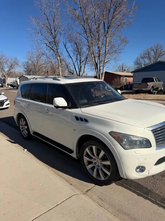 2014 Infiniti QX80 - Image 10 of 12