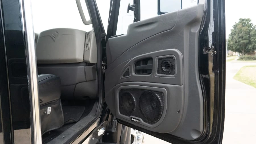 2014 International Harvester Pickup - Image 14 of 22