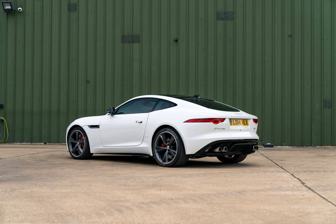2014 Jaguar F-Type R 1st Gen - Image 14 of 31
