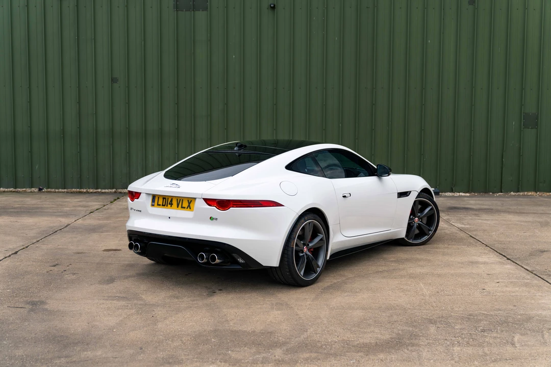 2014 Jaguar F-Type R 1st Gen - Image 16 of 31