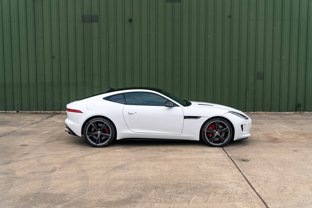 2014 Jaguar F-Type R 1st Gen - Image 9 of 31