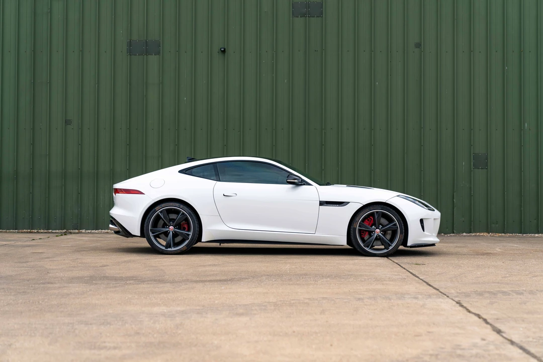 2014 Jaguar F-Type R 1st Gen - Image 17 of 31