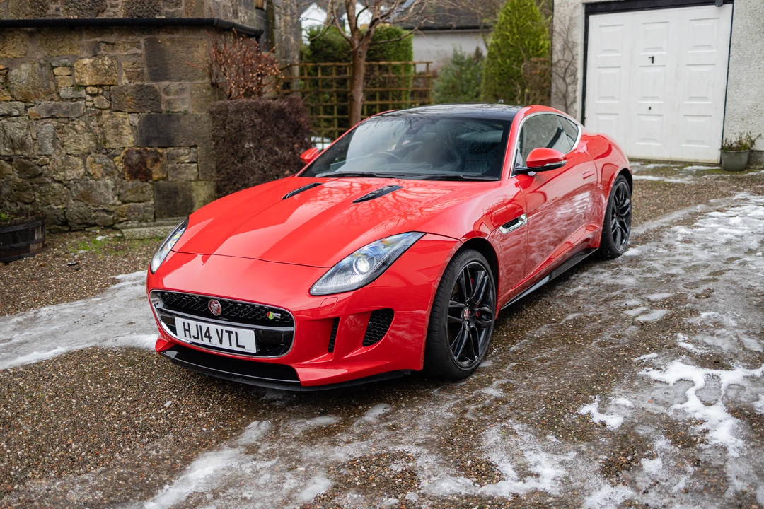 2014 Jaguar F-Type R 1st Gen - Image 10 of 31