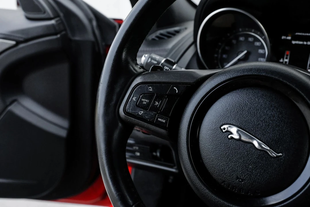 2014 Jaguar F-Type 1st Gen - Image 19 of 31