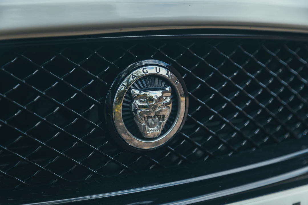 2014 Jaguar X150 XKR - Image 26 of 31