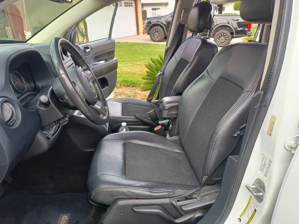 2014 Jeep Compass - Image 7 of 31