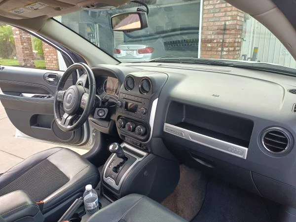 2014 Jeep Compass - Image 19 of 31