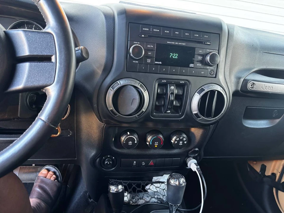 2014 Jeep JK Wrangler - Image 12 of 15