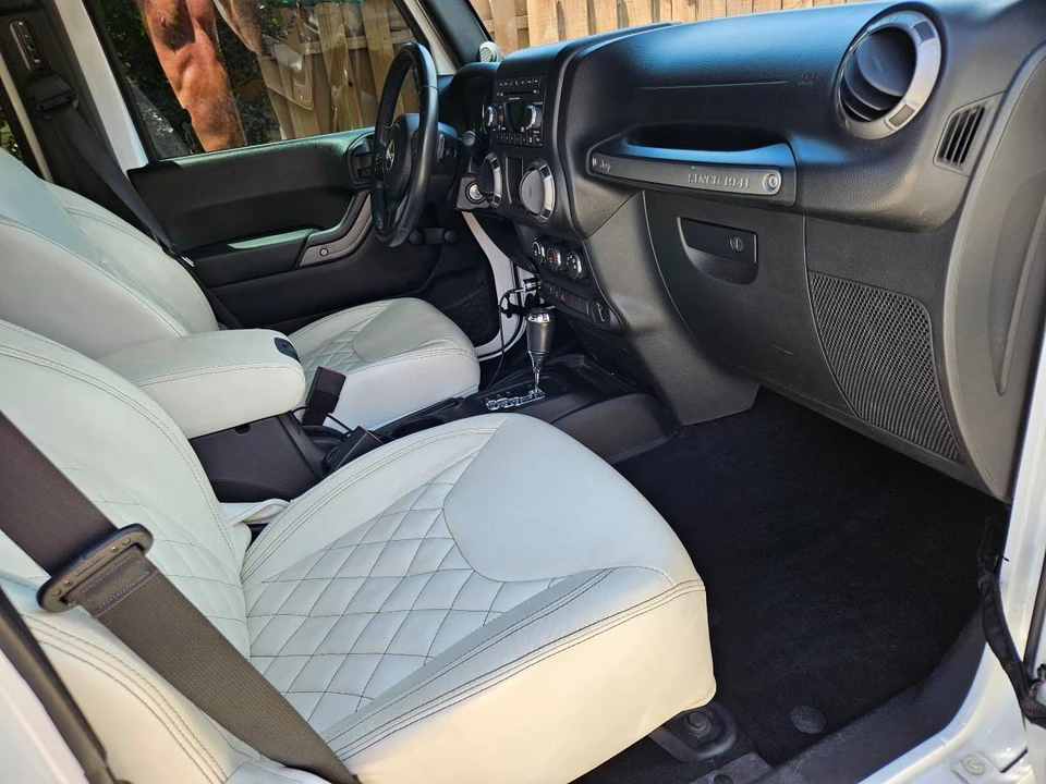 2014 Jeep JK Wrangler - Image 4 of 8