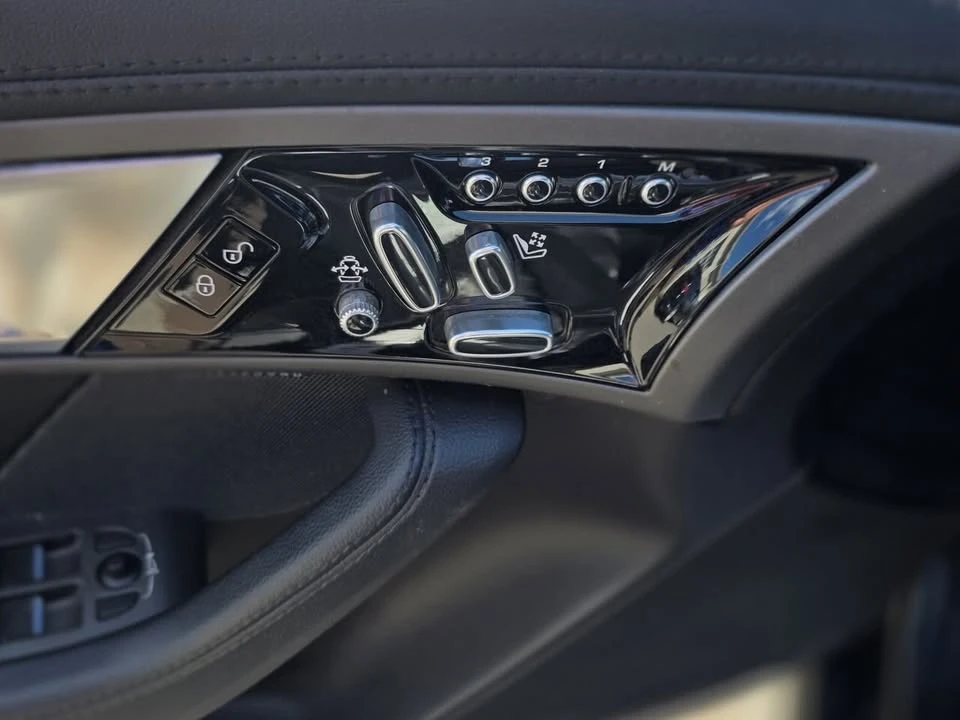 2014 Jaguar F-Type 1st Gen - Image 17 of 18