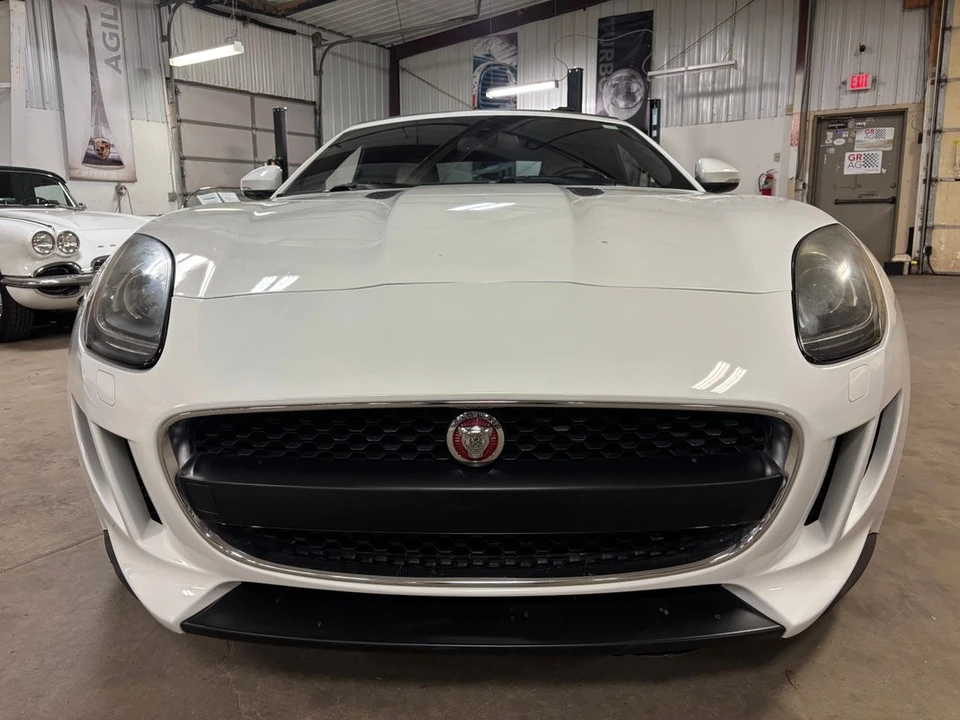 2014 Jaguar F-Type - Image 9 of 31