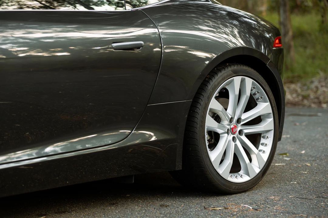 2014 Jaguar F-Type 1st Gen - Image 21 of 31