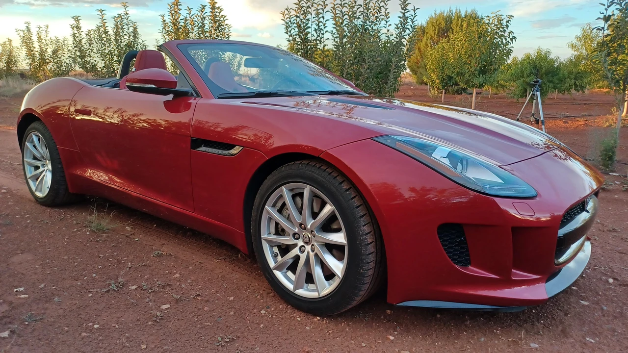 2014 Jaguar F-Type 1st Gen - Image 9 of 23