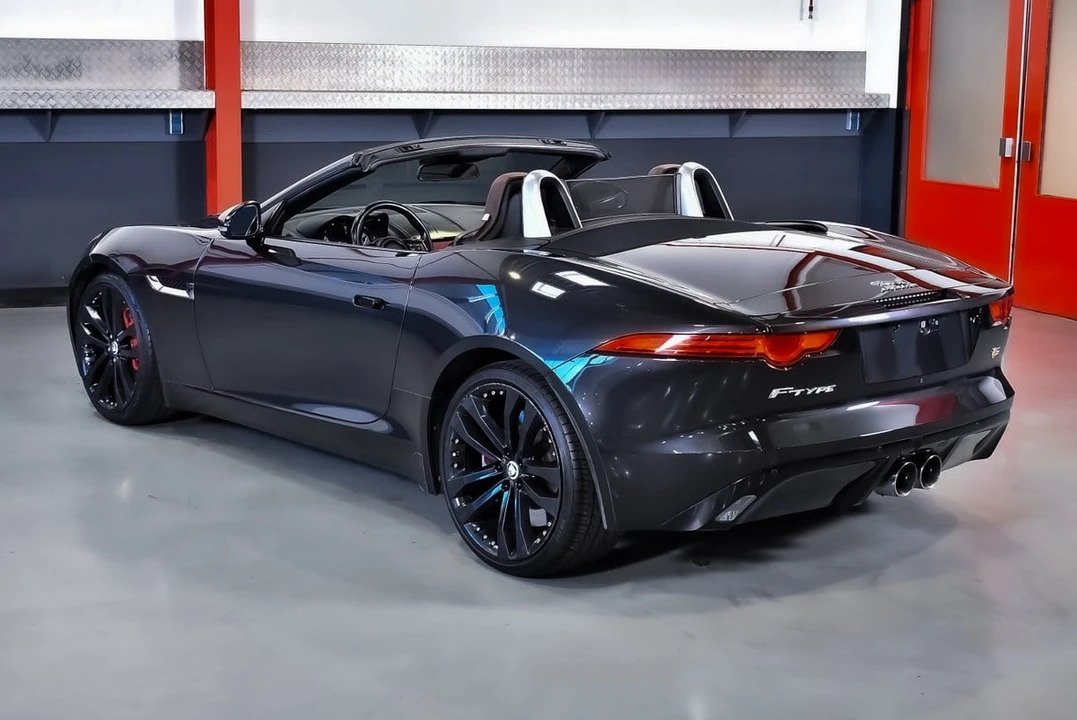 2014 Jaguar F-Type 1st Gen - Image 19 of 30